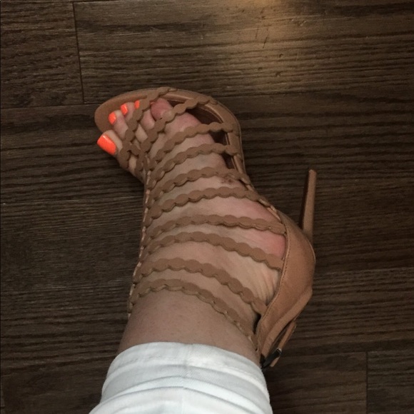 Alaia Nude Strappy Sandal Heels - Picture 8 of 8